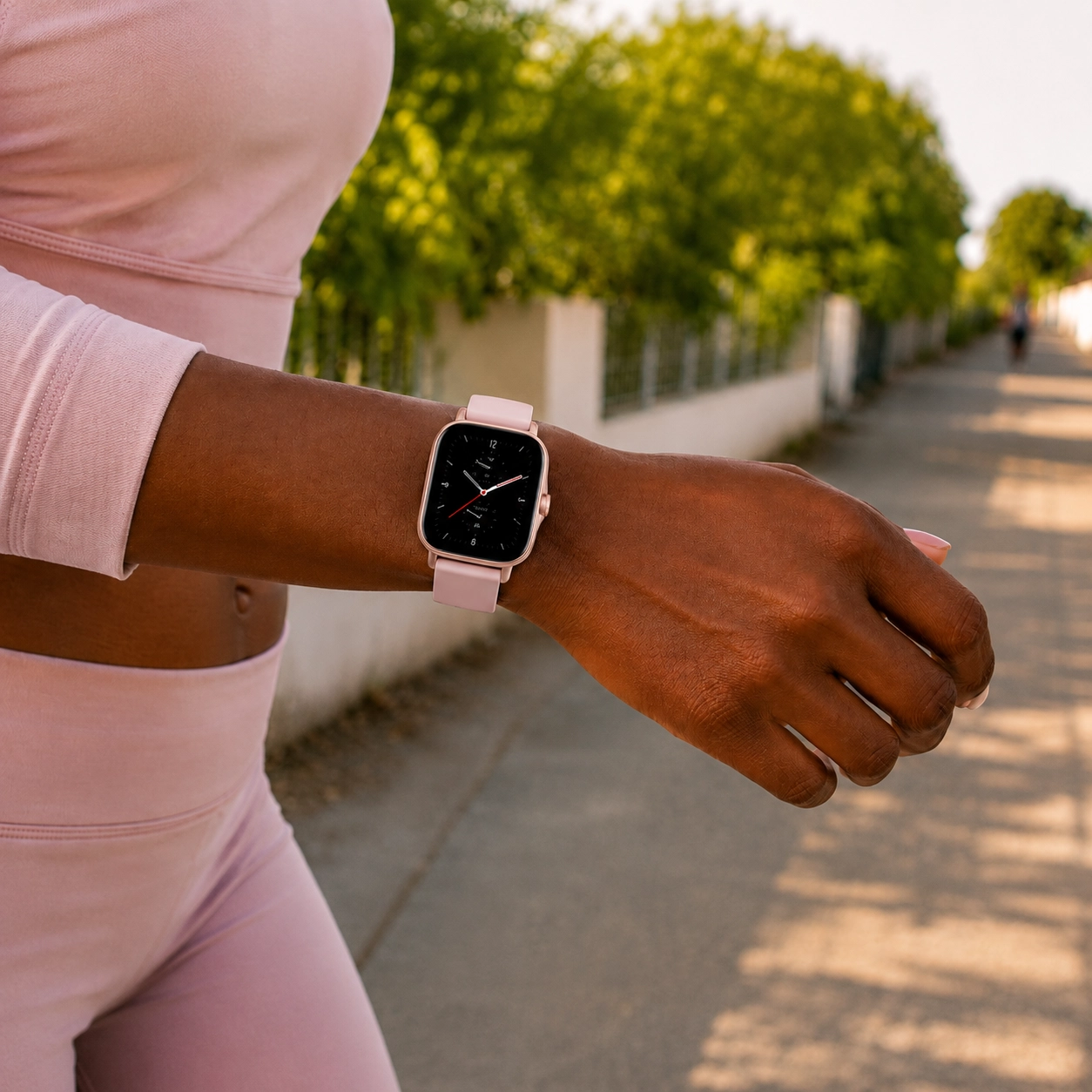 Montre connectée Amazfit GTS 2e avec écran AMOLED et GPS